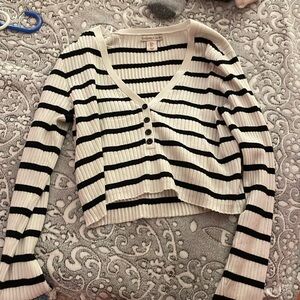 sincerely jules crop sweater